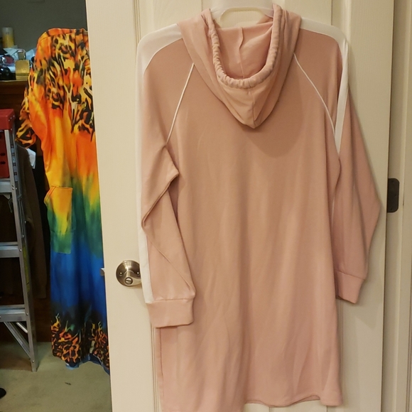 NWOT Pink & White Longsleeve Hoodie Dress - Picture 4 of 4